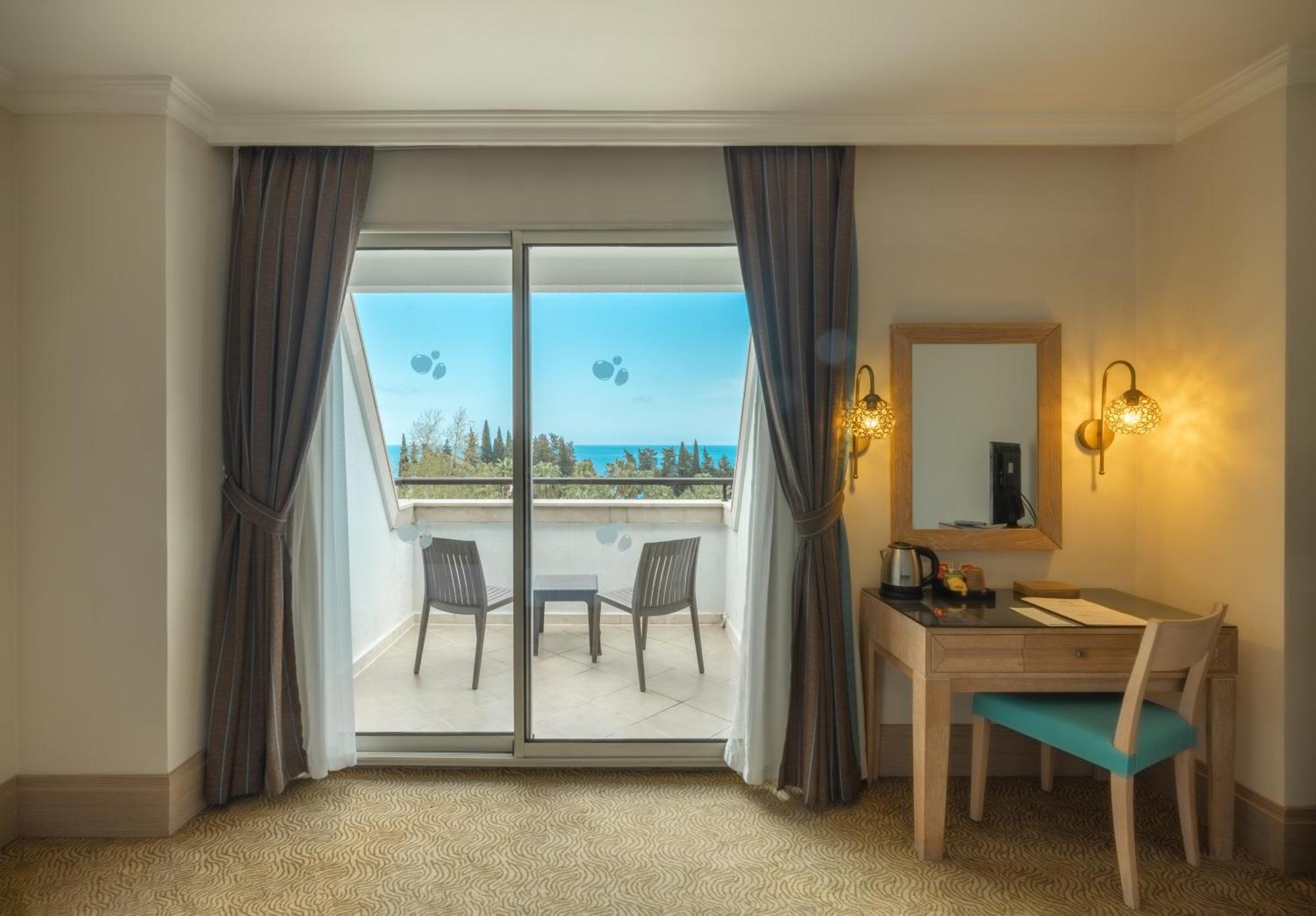 Crystal De Luxe Resort & Spa Kemer Dış mekan fotoğraf