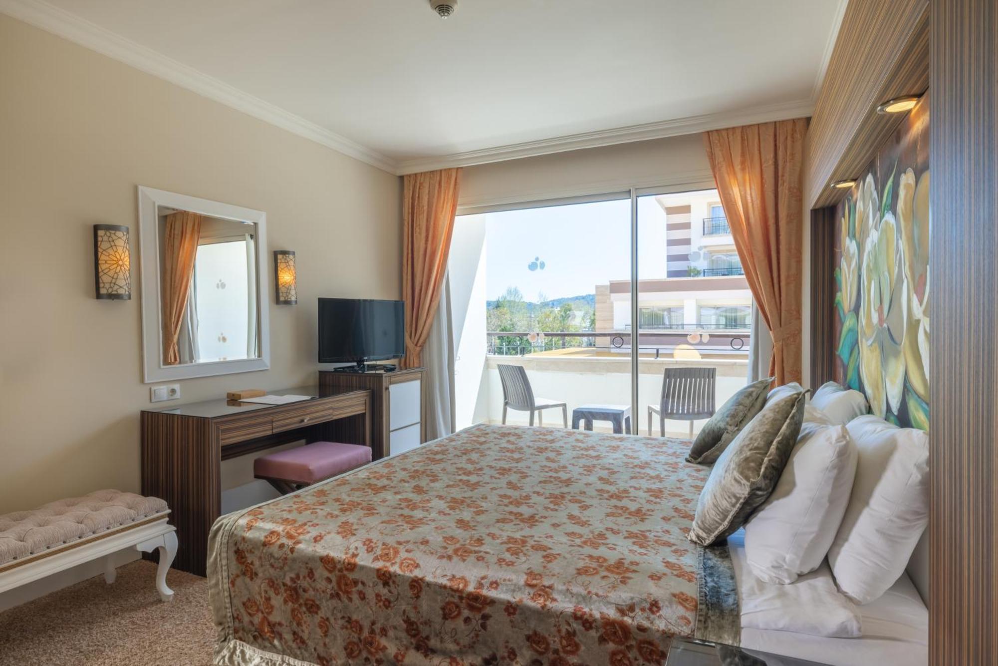 Crystal De Luxe Resort & Spa Kemer Dış mekan fotoğraf